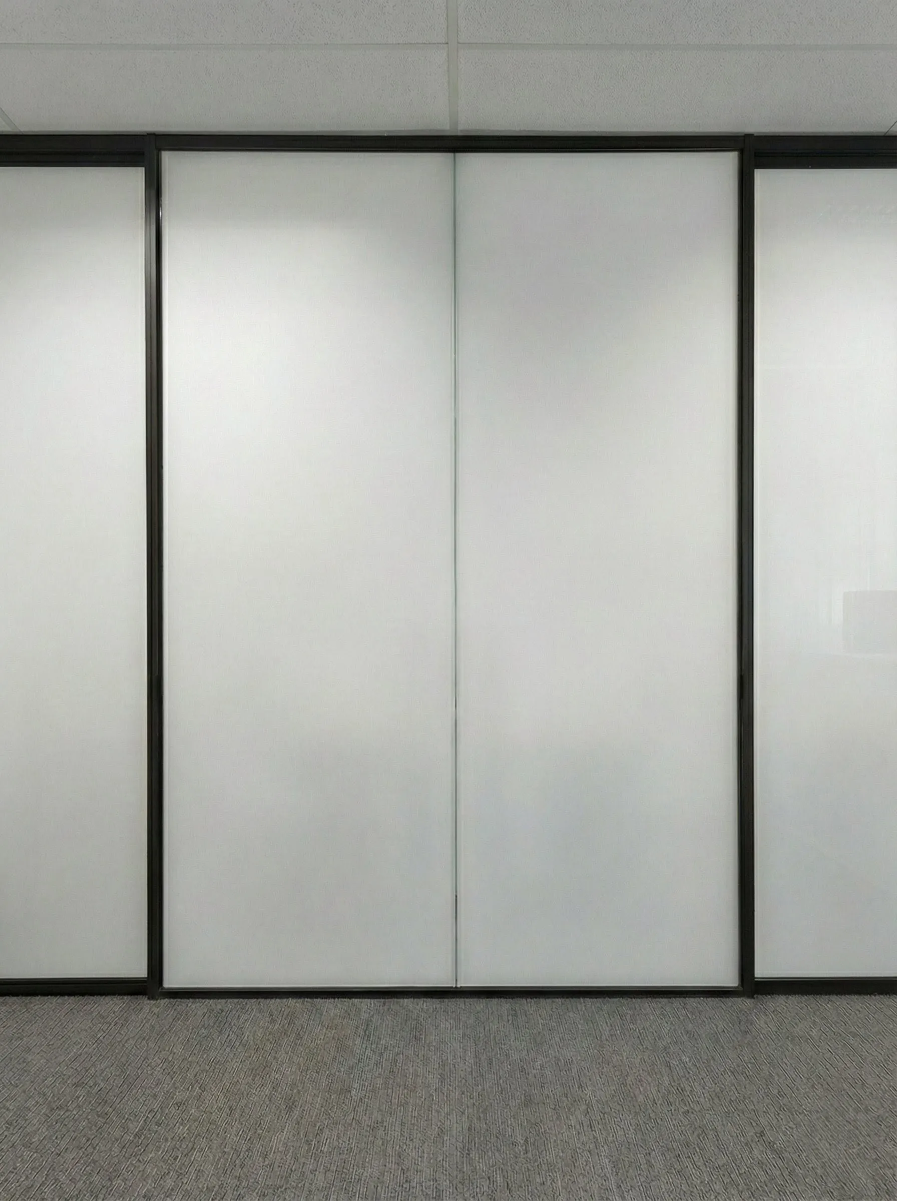 Glass Meeting Room – Privacy